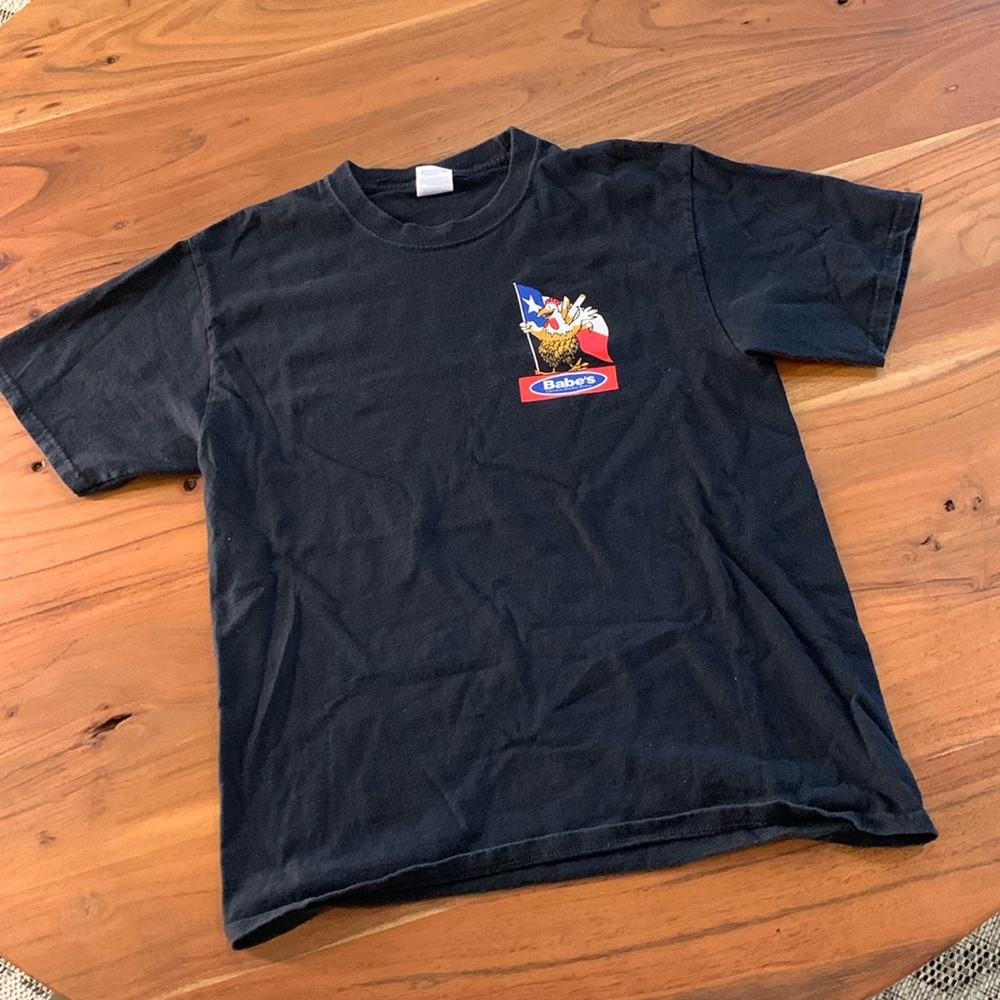 🖐️ Collectible Babes Chicken T shirt size M